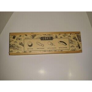 NEW Loft Wood Wine Holder 4 Piece Gift Box